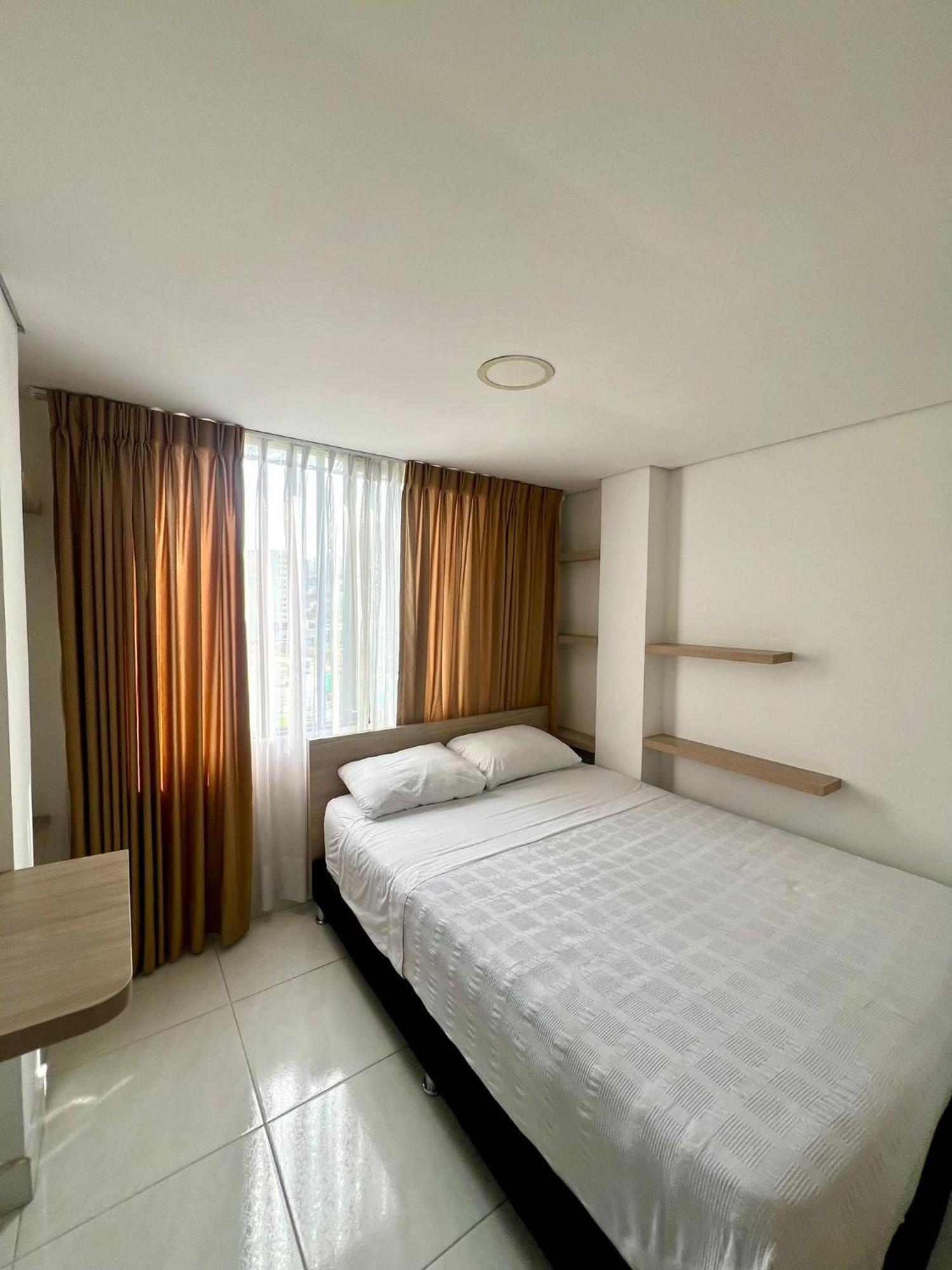 Hotel Adel Манисалес Екстериор снимка
