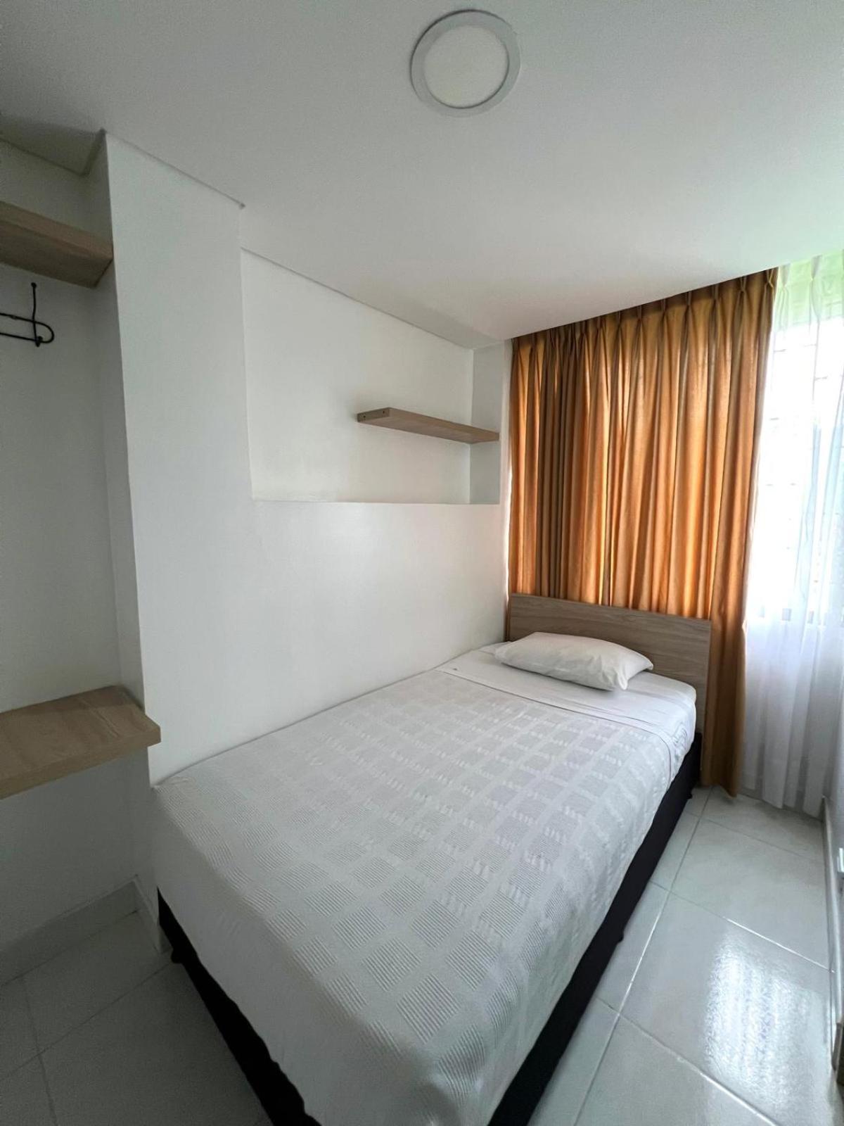 Hotel Adel Манисалес Екстериор снимка
