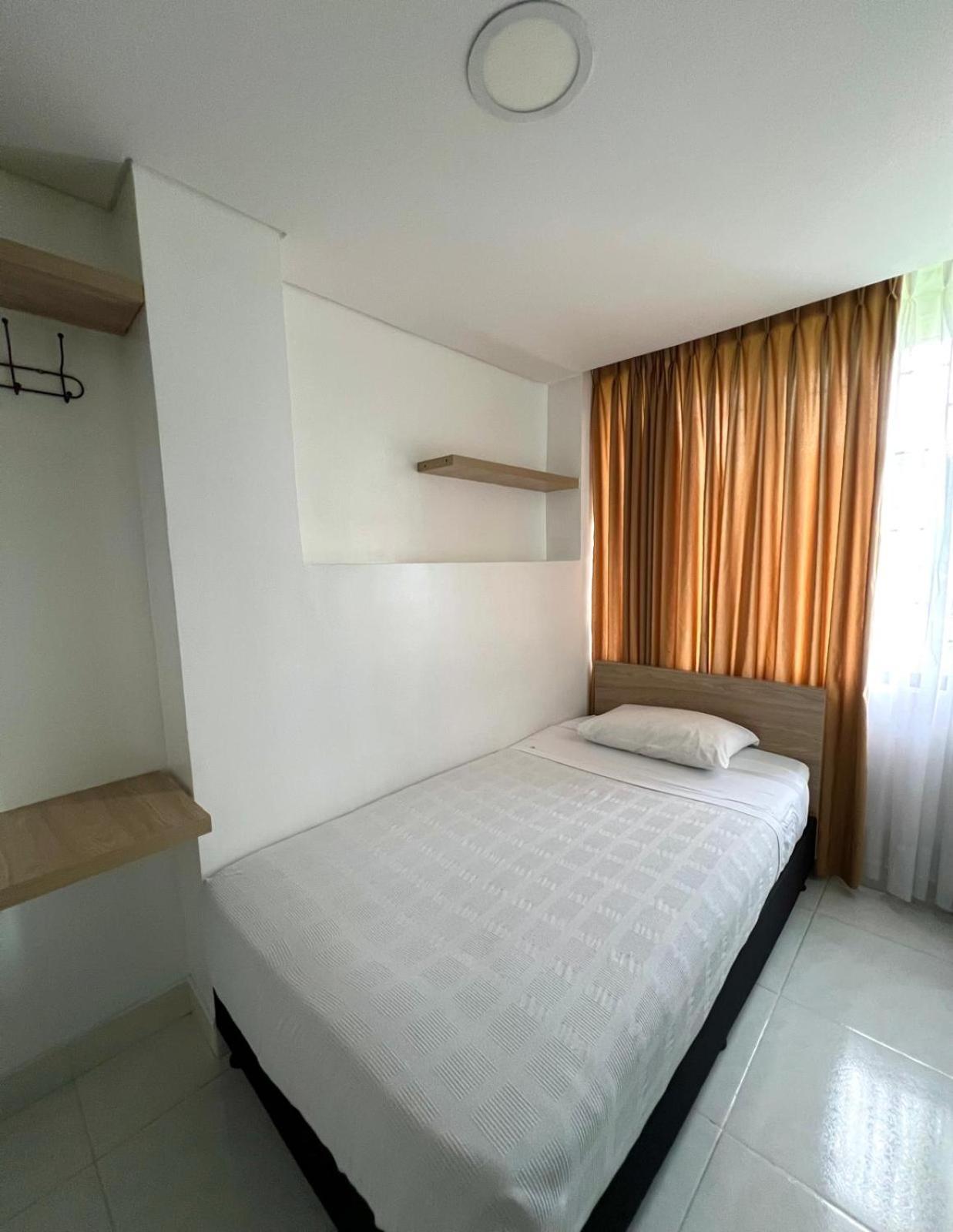 Hotel Adel Манисалес Екстериор снимка